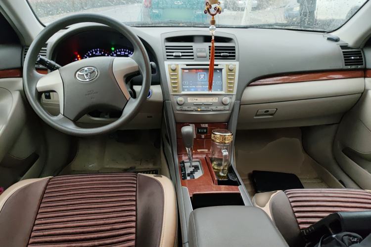 Used Toyota Camry 2013 200E Classic Elite Edition Center Console