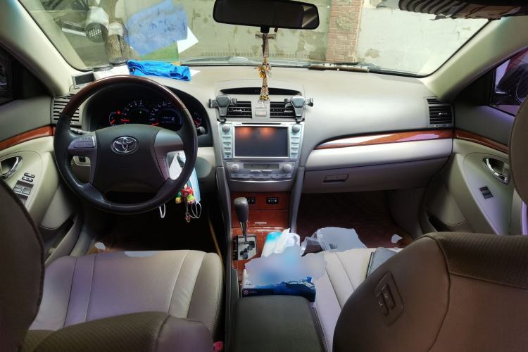 Used Toyota Camry 2013 200G Classic Luxury Edition Center Console