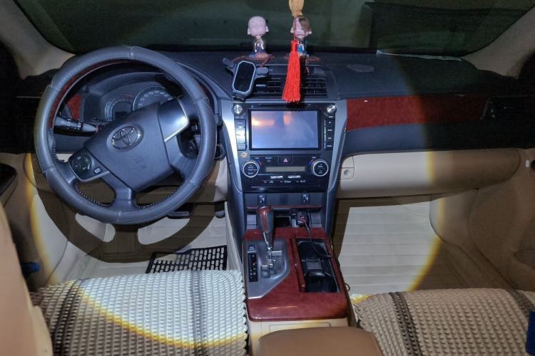Used Toyota Camry 2013 2.0G Comfort Edition Center Console