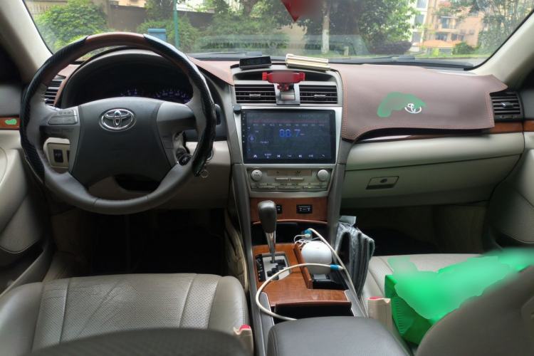 Used Toyota Camry 2013 200G Classic Luxury Edition Center Console