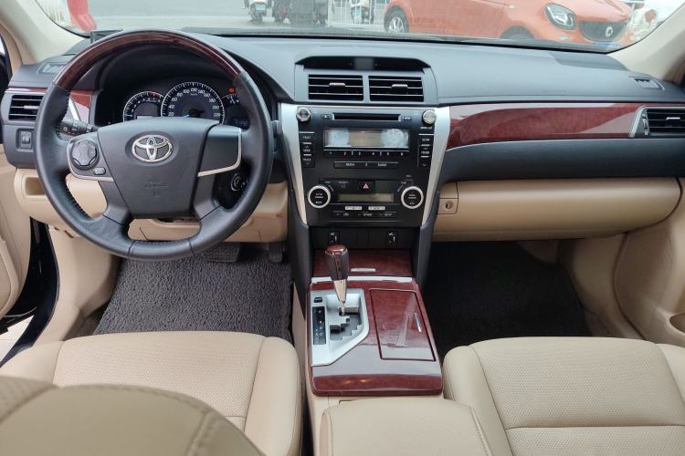Used Toyota Camry 2013 2.0G Comfort Edition Center Console