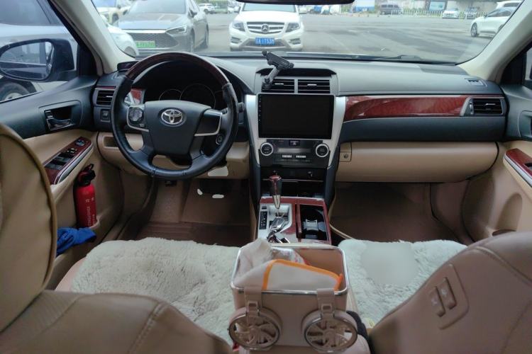 Used Toyota Camry 2013 2.0G Comfort Edition Center Console