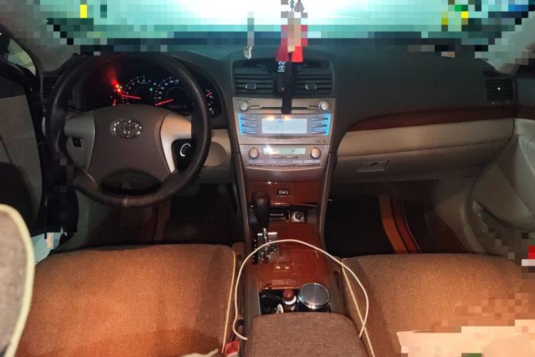 Used Toyota Camry 2013 200E Classic Elite Edition Center Console