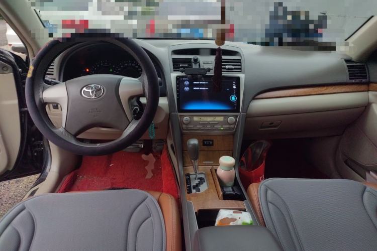 Used Toyota Camry 2013 2.0E Elite Edition Center Console