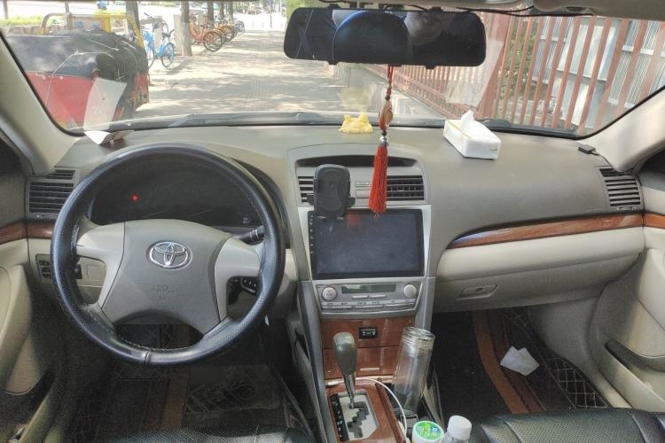 Used Toyota Camry 2013 200E Classic Elite Edition Center Console