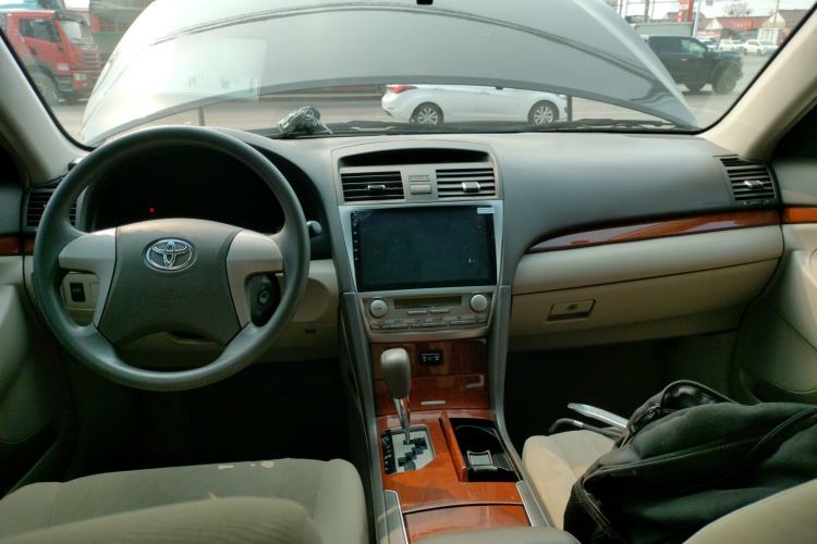 Used Toyota Camry 2013 200E Classic Elite Edition Center Console