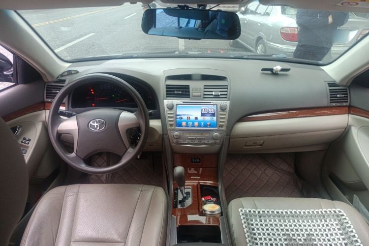 Used Toyota Camry 2013 200E Classic Elite Edition Center Console