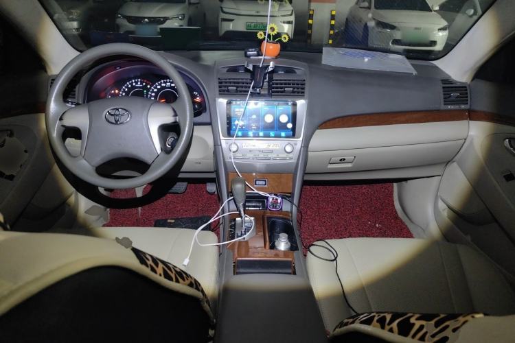 Used Toyota Camry 2013 200E Classic Elite Edition Center Console