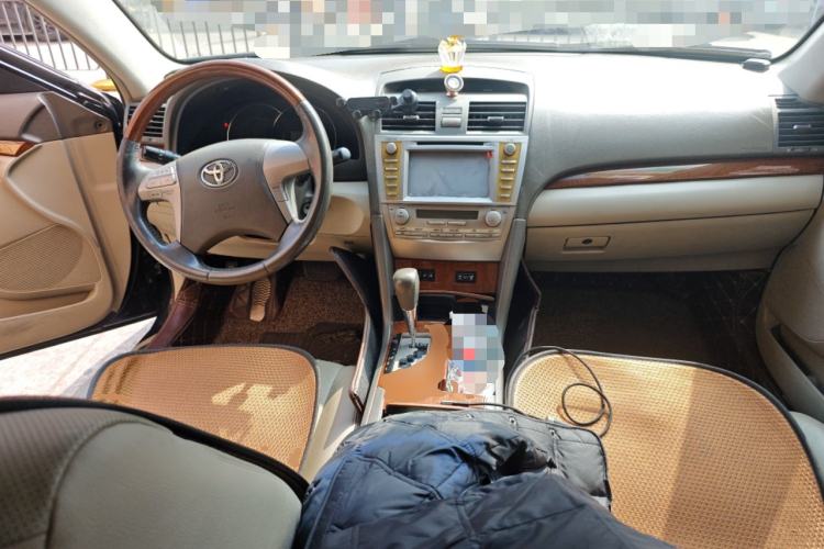 Used Toyota Camry 2013 200G Classic Luxury Edition Center Console