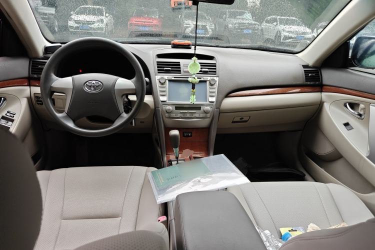 Used Toyota Camry 2013 200E Classic Elite Edition Center Console