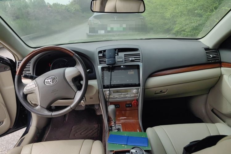 Used Toyota Camry 2013 200G Classic Luxury Edition Center Console