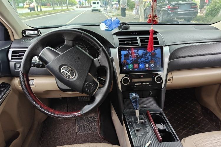 Used Toyota Camry 2013 2.0G Comfort Edition Center Console
