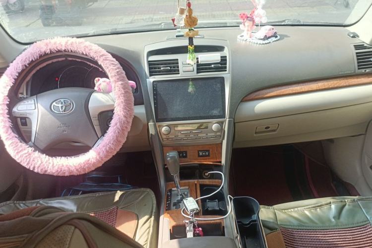 Used Toyota Camry 2013 200G Classic Luxury Edition Center Console