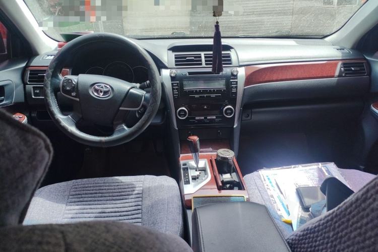 Used Toyota Camry 2013 2.0G Comfort Edition Center Console