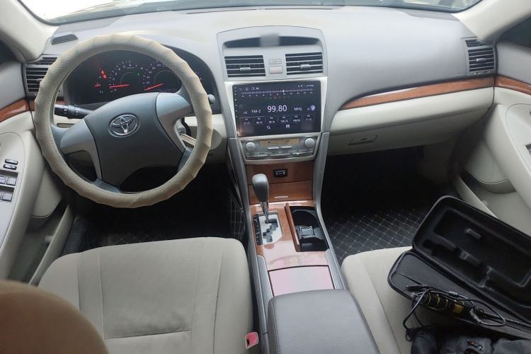 Used Toyota Camry 2013 200E Classic Elite Edition Center Console