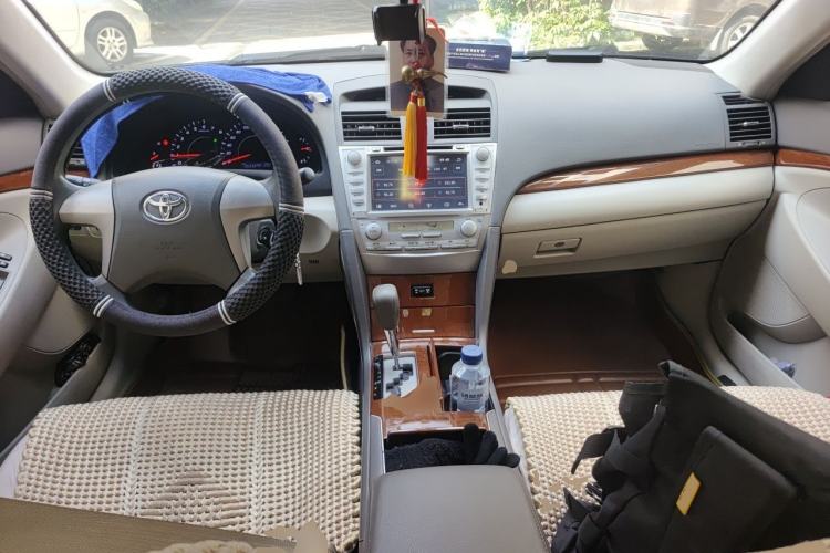 Used Toyota Camry 2013 200E Classic Elite Edition Center Console