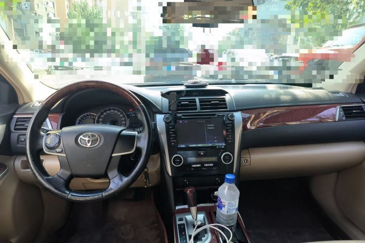 Used Toyota Camry 2013 2.0G Comfort Edition Center Console
