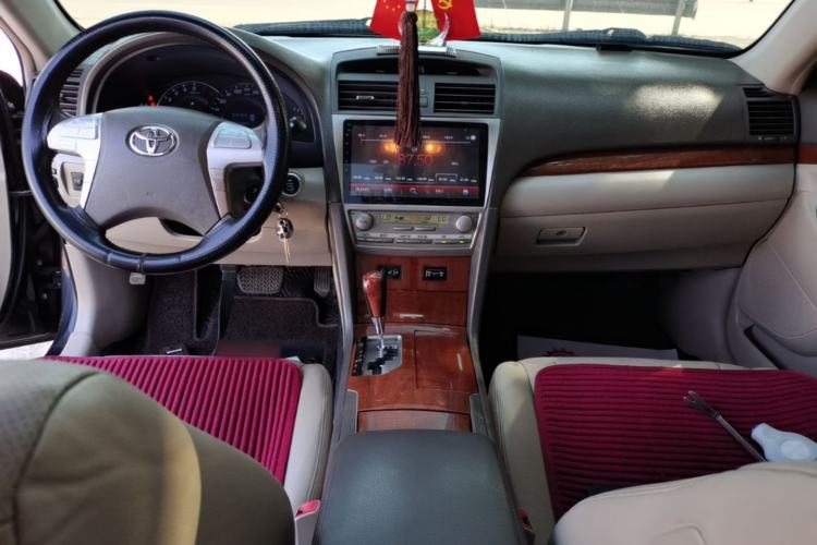 Used Toyota Camry 2013 200G Classic Luxury Edition Center Console