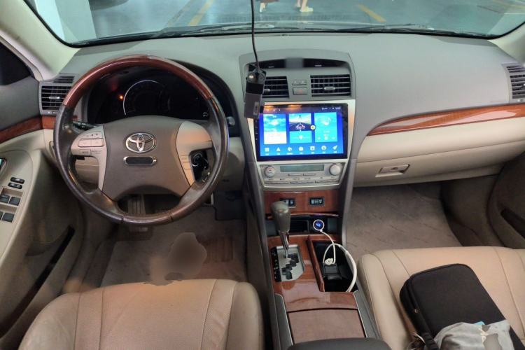 Used Toyota Camry 2013 200G Classic Luxury Edition Center Console