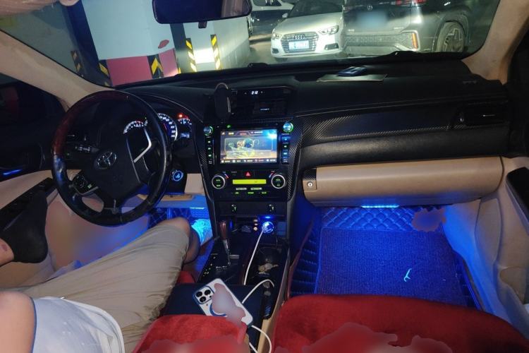 Used Toyota Camry 2013 2.5G Comfort Edition Center Console