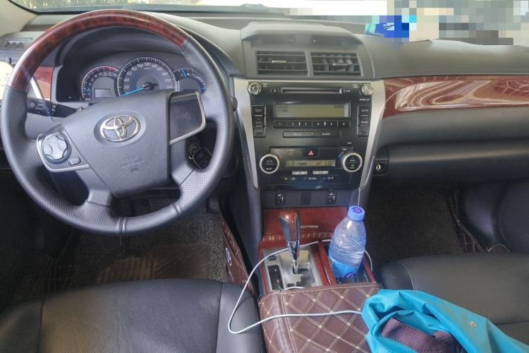 Used Toyota Camry 2013 2.0G Comfort Edition Center Console