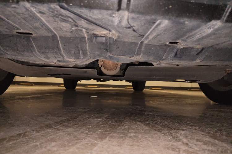 Used Toyota Camry 2013 200E Classic Elite Edition Chassis Front