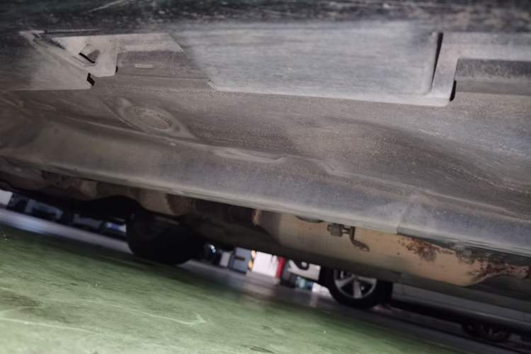 Used Toyota Camry 2013 200G Classic Luxury Edition Chassis Front Left