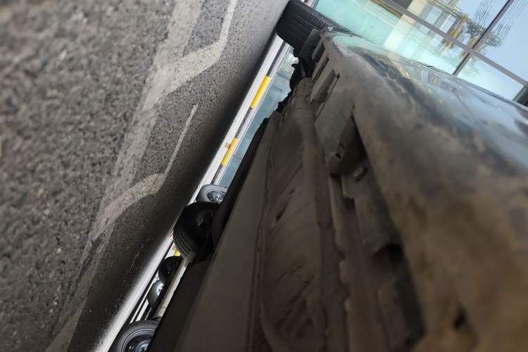 Used Toyota Camry 2013 200E Classic Elite Edition Chassis Front Right