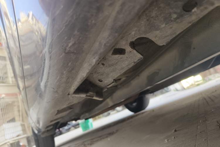 Used Toyota Camry 2013 200G Classic Luxury Edition Chassis Front Right