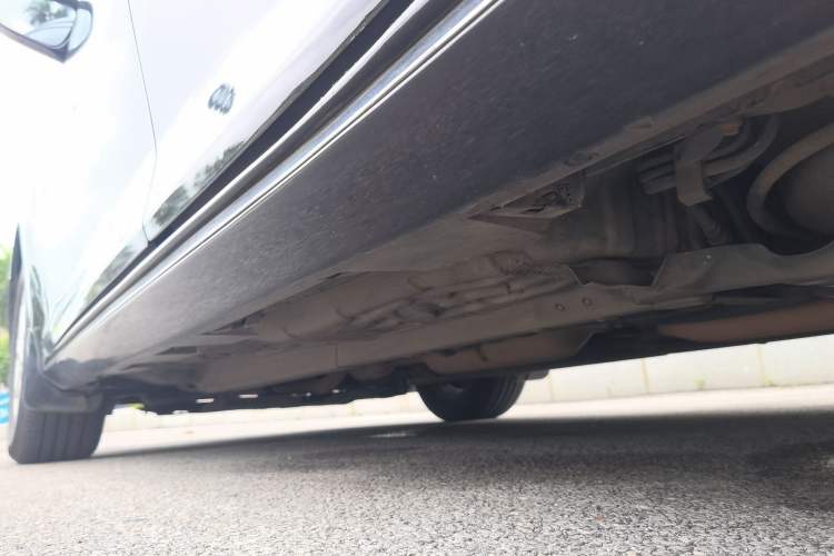 Used Toyota Camry 2013 2.0G Comfort Edition Chassis Rear Left