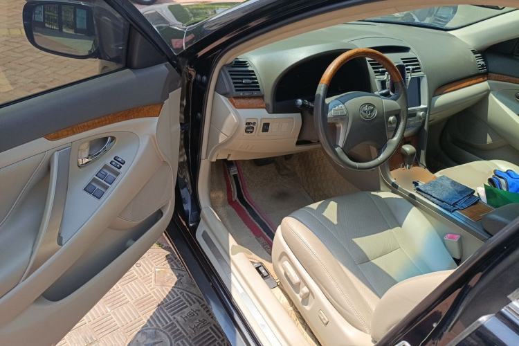 Used Toyota Camry 2013 200G Classic Luxury Edition Driver Seat