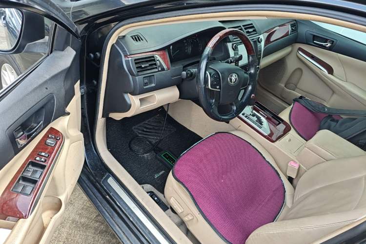 Used Toyota Camry 2013 2.5G Comfort Edition Driver Seat