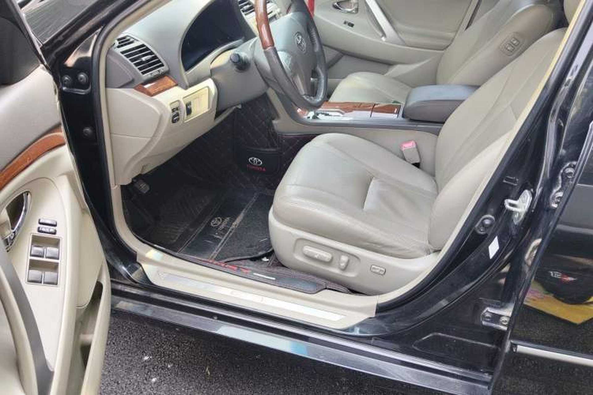 Used Toyota Camry 2013 200G Classic Luxury Edition Driver Seat