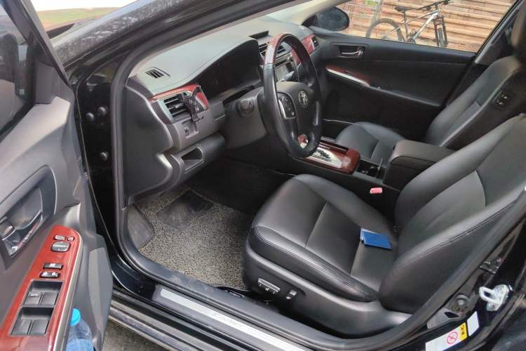 Used Toyota Camry 2013 2.5G Comfort Edition Driver Seat
