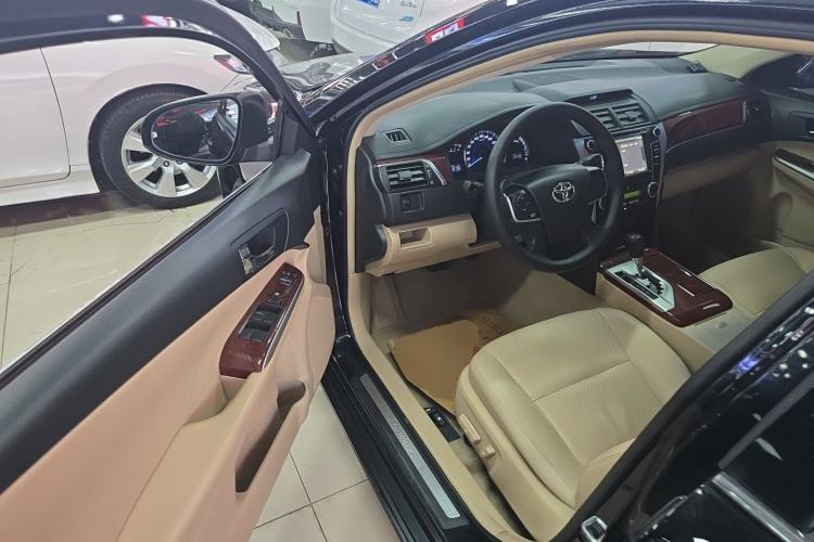 Used Toyota Camry 2013 2.5G Comfort Edition Driver Seat