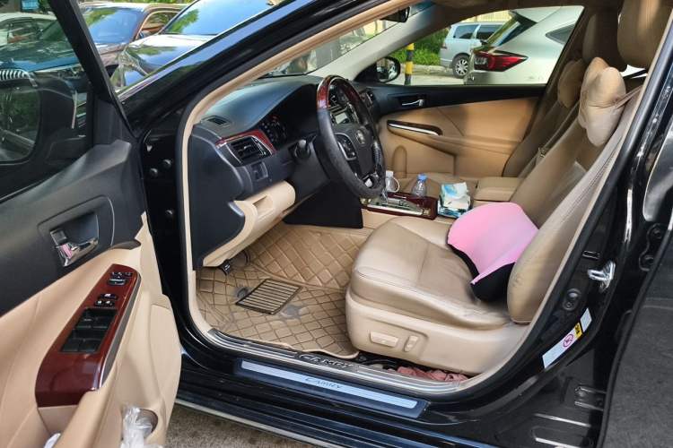Used Toyota Camry 2013 2.0G Comfort Edition Driver Seat