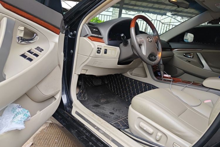Used Toyota Camry 2013 200G Classic Luxury Edition Driver Seat