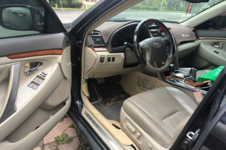 Used Toyota Camry 2013 200G Classic Luxury Edition Driver Seat