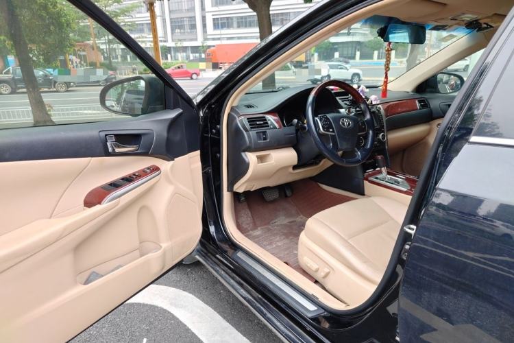 Used Toyota Camry 2013 2.5G Comfort Edition Driver Seat