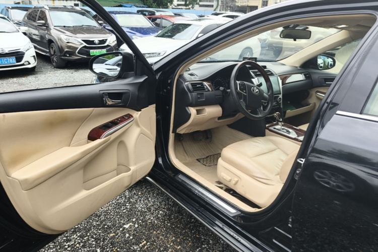 Used Toyota Camry 2013 2.5G Comfort Edition Driver Seat