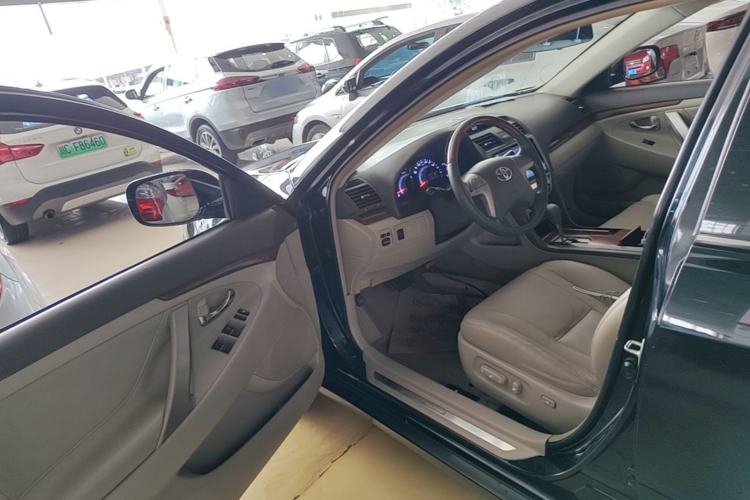 Used Toyota Camry 2013 200G Classic Luxury Edition Driver Seat
