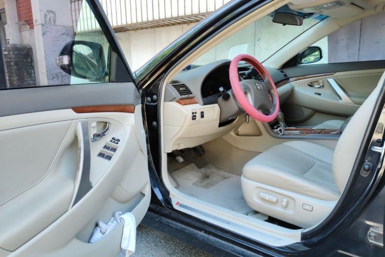 Used Toyota Camry 2013 200G Classic Luxury Edition Driver Seat