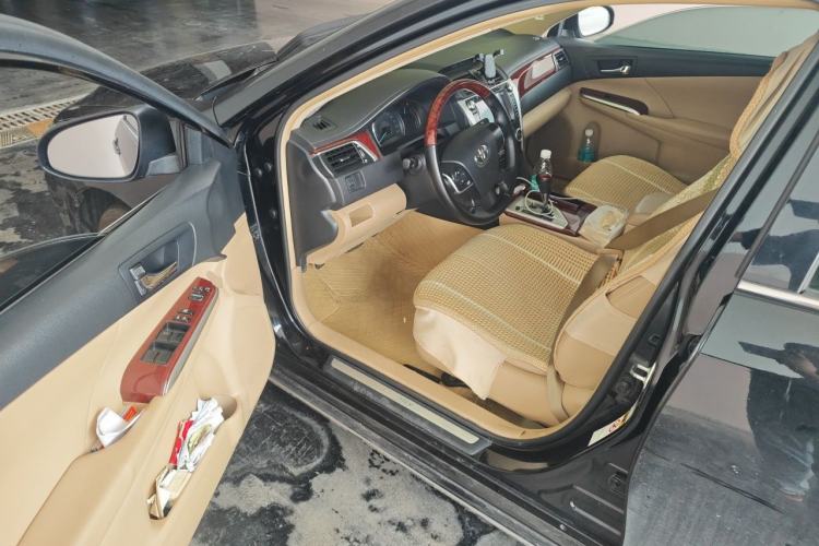 Used Toyota Camry 2013 2.0G Comfort Edition Driver Seat