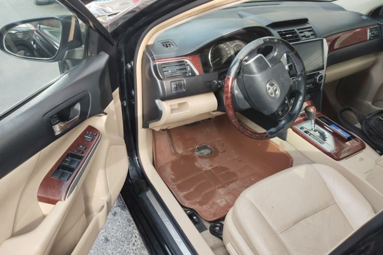 Used Toyota Camry 2013 2.0G Comfort Edition Driver Seat
