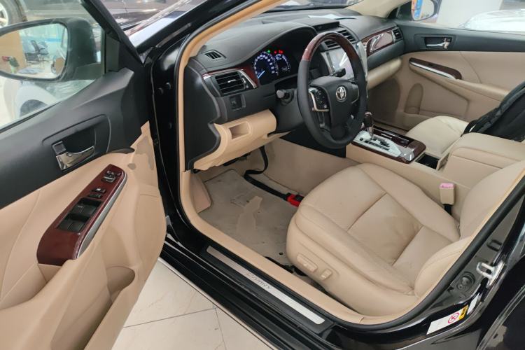 Used Toyota Camry 2013 2.0G Comfort Edition Driver Seat
