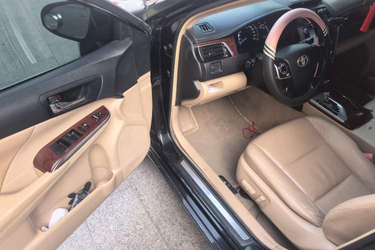 Used Toyota Camry 2013 2.0G Comfort Edition Driver Seat