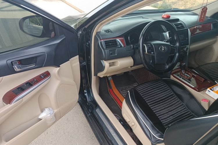Used Toyota Camry 2013 2.0G Comfort Edition Driver Seat