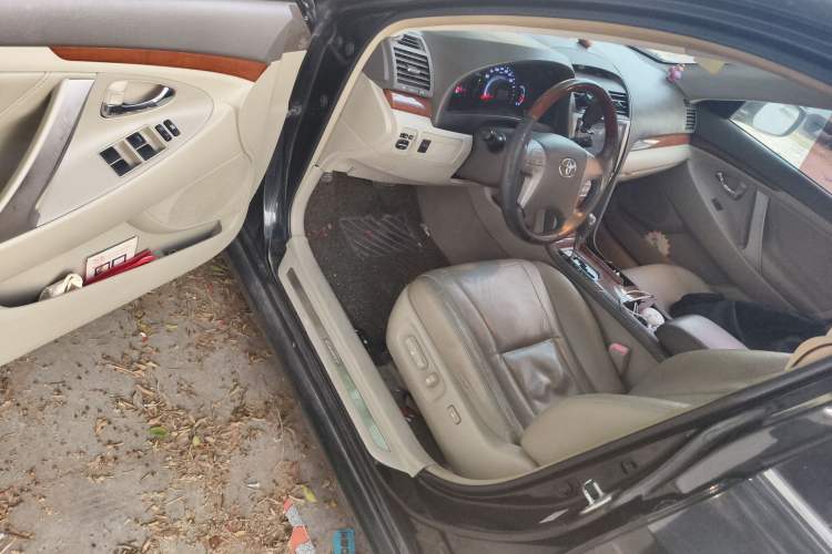Used Toyota Camry 2013 200G Classic Luxury Edition Driver Seat