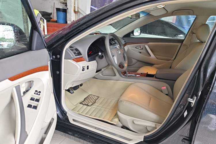 Used Toyota Camry 2013 200E Classic Elite Edition Driver Seat