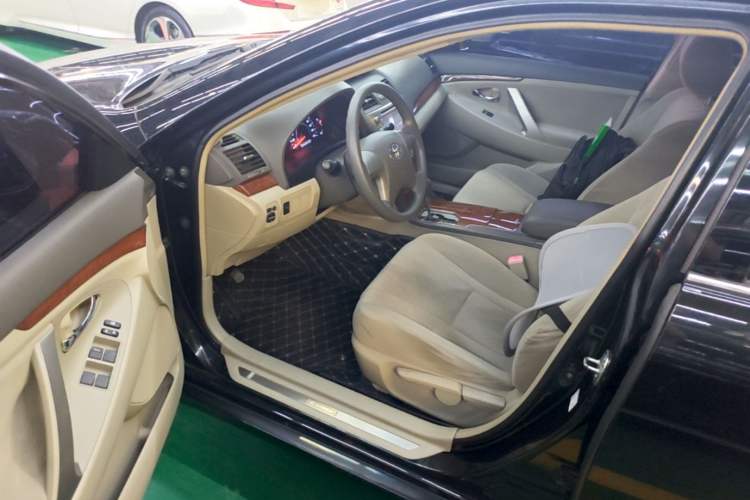 Used Toyota Camry 2013 200E Classic Elite Edition Driver Seat